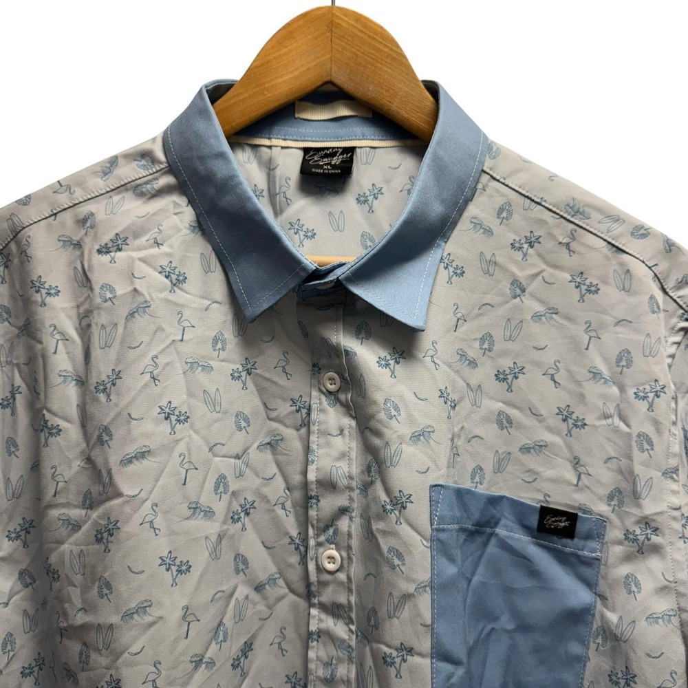 Sunday Swagger Mens XL Light Blue Floral Button Front Performance Golf Shirt euc